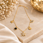 Collier Noémie sur décor beige