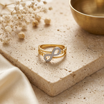 Bague Olfa sur fond beige